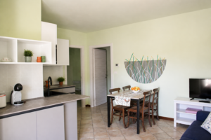 Menta: Cucina con soggiorno
